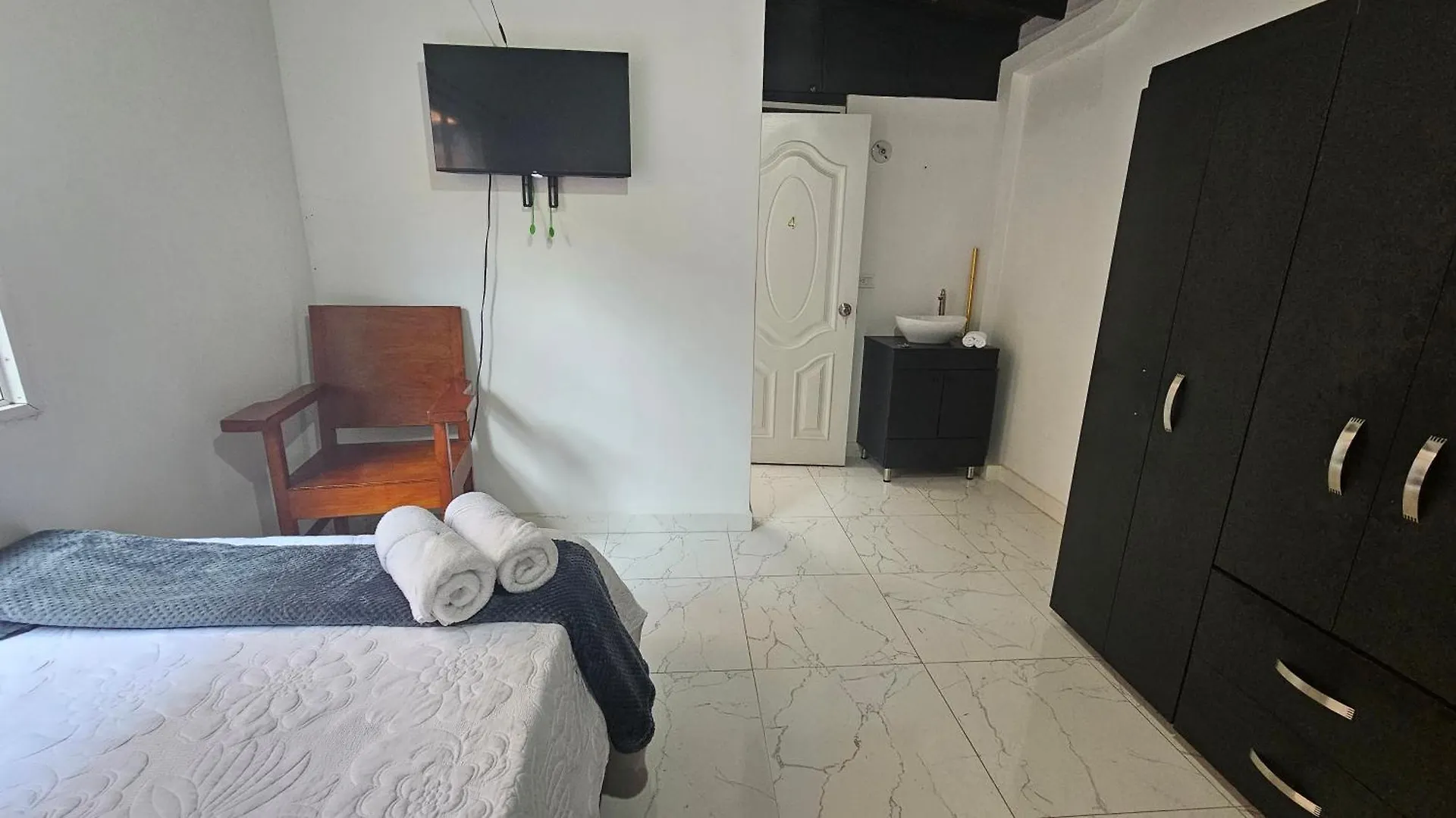 Casa Colibri 304 Envigado Apartment Homestay